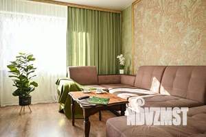 2-к квартира, посуточно, 54м2, 7/9 этаж