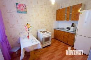 Студия квартира, посуточно, 38м2, 10/10 этаж