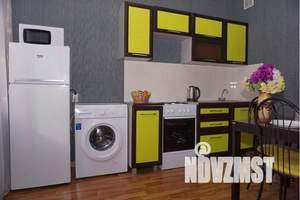 1-к квартира, посуточно, 40м2, 4/10 этаж