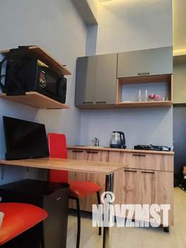 Студия квартира, посуточно, 15м2, 2/2 этаж