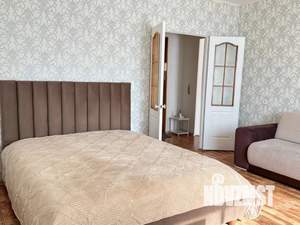 1-к квартира, посуточно, 40м2, 6/9 этаж