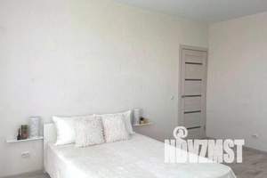 2-к квартира, посуточно, 60м2, 21/25 этаж