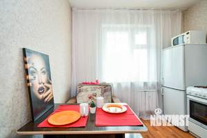 1-к квартира, посуточно, 40м2, 4/14 этаж