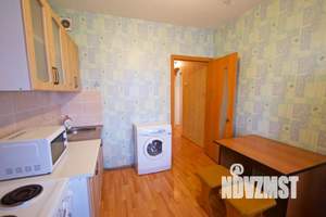 1-к квартира, посуточно, 42м2, 7/10 этаж
