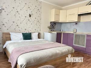 Студия квартира, посуточно, 34м2, 7/27 этаж