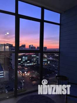 Студия квартира, посуточно, 41м2, 13/24 этаж