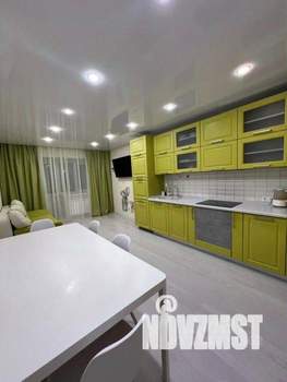 3-к квартира, посуточно, 82м2, 1/1 этаж