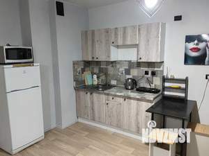 Студия квартира, посуточно, 42м2, 2/8 этаж