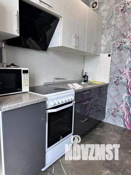 1-к квартира, посуточно, 33м2, 8/9 этаж