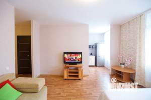 Студия квартира, посуточно, 40м2, 3/10 этаж