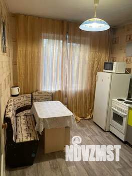 1-к квартира, посуточно, 46м2, 2/10 этаж
