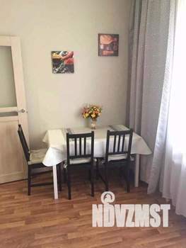 1-к квартира, посуточно, 42м2, 1/1 этаж