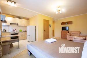 Студия квартира, посуточно, 33м2, 4/5 этаж