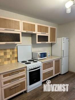 1-к квартира, посуточно, 54м2, 2/10 этаж