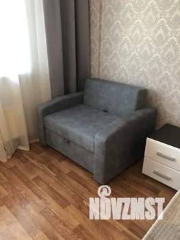 Студия квартира, посуточно, 40м2, 2/10 этаж