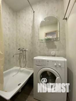 Студия квартира, посуточно, 12м2, 1/9 этаж