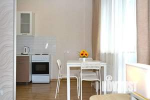 1-к квартира, посуточно, 50м2, 8/10 этаж