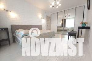 1-к квартира, посуточно, 40м2, 13/18 этаж
