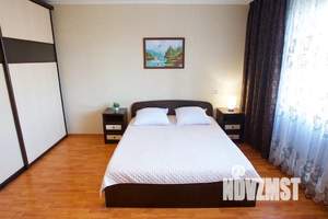 1-к квартира, посуточно, 42м2, 7/10 этаж