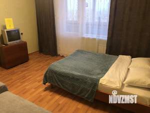 1-к квартира, посуточно, 42м2, 8/10 этаж