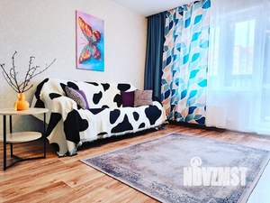 2-к квартира, посуточно, 72м2, 8/17 этаж