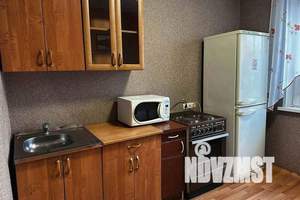 1-к квартира, посуточно, 35м2, 3/10 этаж