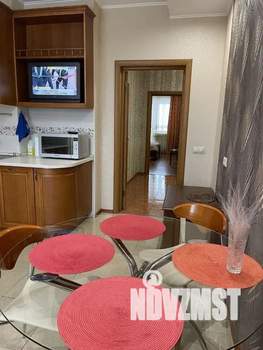 2-к квартира, посуточно, 72м2, 7/17 этаж