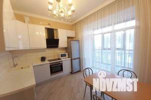 1-к квартира, посуточно, 45м2, 13/20 этаж