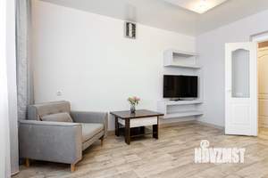 2-к квартира, посуточно, 65м2, 1/1 этаж