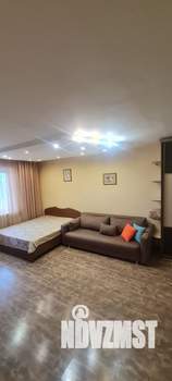 1-к квартира, посуточно, 38м2, 11/16 этаж