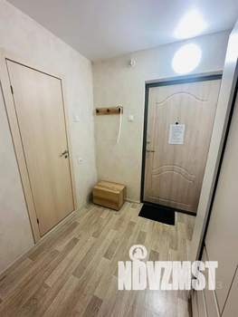 Студия квартира, посуточно, 35м2, 2/18 этаж