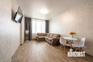 1-к квартира, посуточно, 47м2, 1/1 этаж