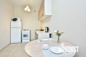 1-к квартира, посуточно, 42м2, 1/1 этаж