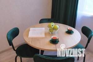 1-к квартира, посуточно, 36м2, 2/10 этаж