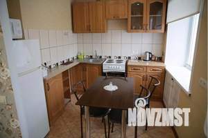 2-к квартира, посуточно, 40м2, 3/5 этаж