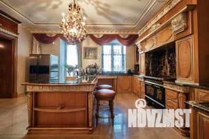 5-к квартира, на длительный срок, 270м2, 2/9 этаж