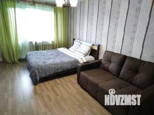 2-к квартира, посуточно, 47м2, 5/5 этаж