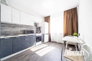 2-к квартира, посуточно, 54м2, 4/10 этаж