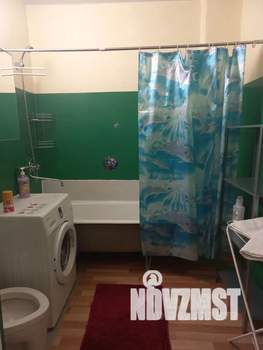 Студия квартира, посуточно, 40м2, 9/10 этаж