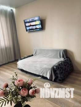 Студия квартира, посуточно, 38м2, 2/26 этаж