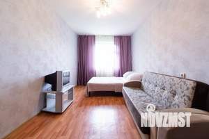 1-к квартира, посуточно, 40м2, 1/1 этаж