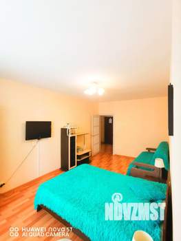 1-к квартира, посуточно, 43м2, 10/25 этаж