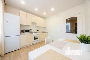 1-к квартира, посуточно, 43м2, 1/1 этаж