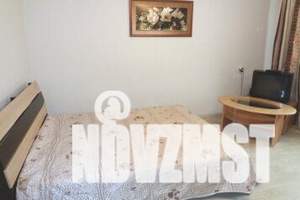 1-к квартира, посуточно, 35м2, 4/10 этаж