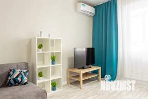 Студия квартира, посуточно, 40м2, 17/17 этаж