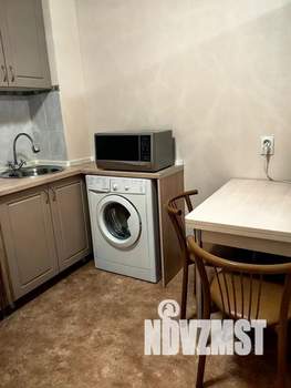 1-к квартира, посуточно, 35м2, 2/18 этаж