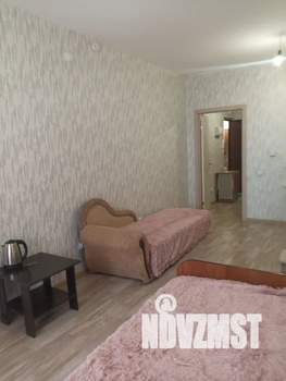 Студия квартира, посуточно, 33м2, 18/25 этаж