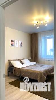 1-к квартира, посуточно, 38м2, 2/20 этаж