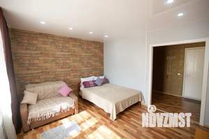 1-к квартира, посуточно, 32м2, 4/10 этаж