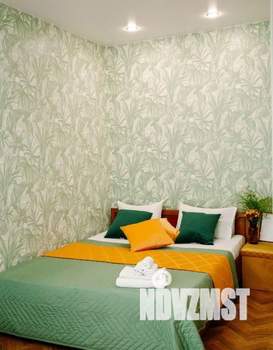 1-к квартира, посуточно, 54м2, 1/1 этаж